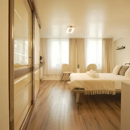 Modern With Aare View - Heart Of Old Town Ll Apartment