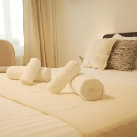 Apartment Modern With Aare View - Heart Of Old Town Ll